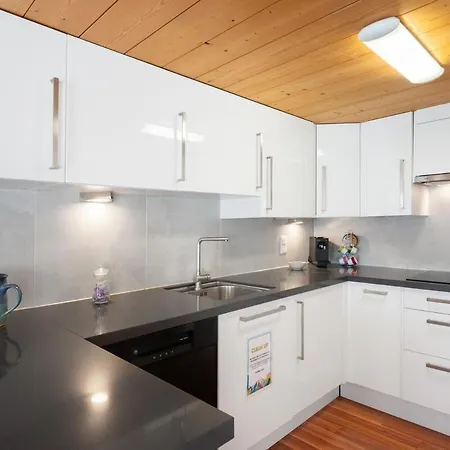 Charming Apartment-prime Location *