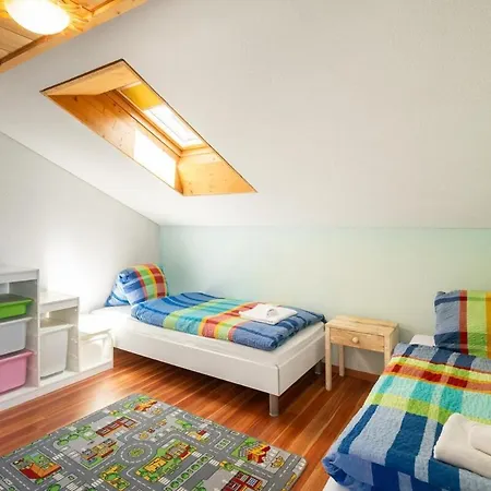 Lägenhet Charming Apartment-prime Location