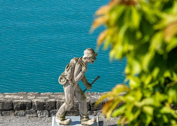 Charming Apartment-prime Location *